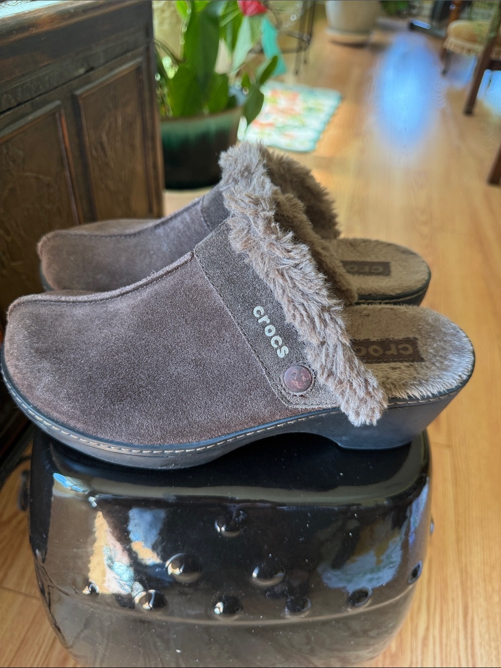 Crocs Suede Faux Fur Lined Platform Clog Mules Brown‎ Women’s 8